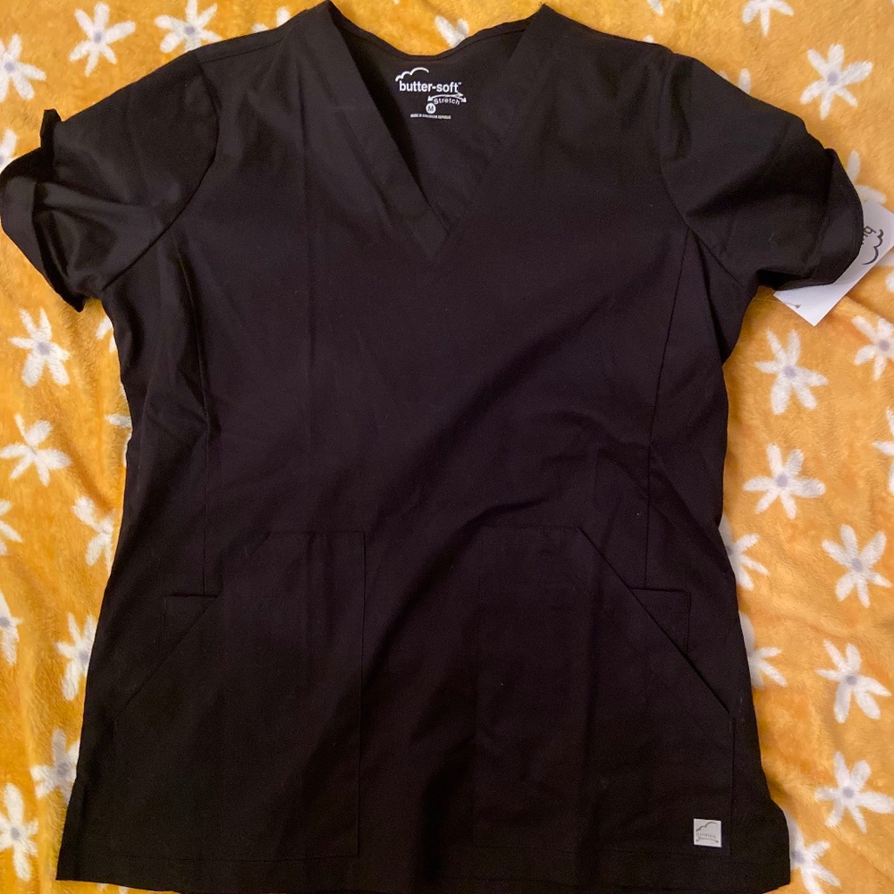 Black 2 Pocket Scrub Top
